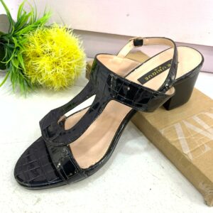 (S41) 2.5inches Ladies Black Sandals