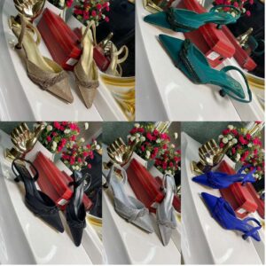 (S37-46)  Big Feet Low Pumps - Ob3